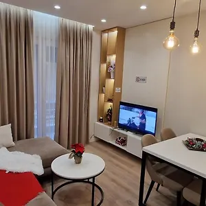luxury-apartament-tirana.albaniahotels.org/